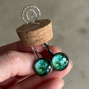 Round Glassy Green Peacock Feather Dangle Earrings Bronzy Backing